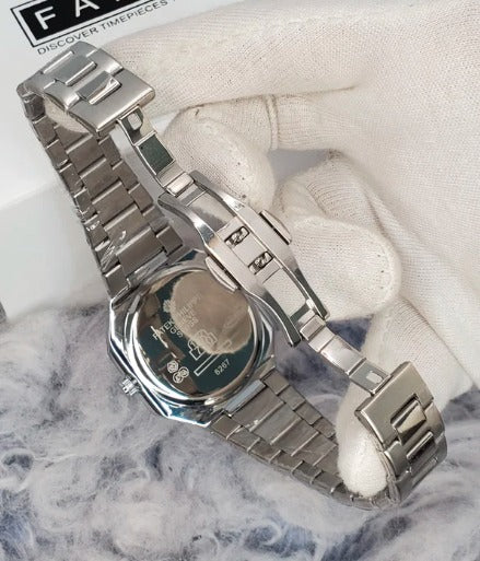 PP Luxury Silver Chain Watch with Green  Dial